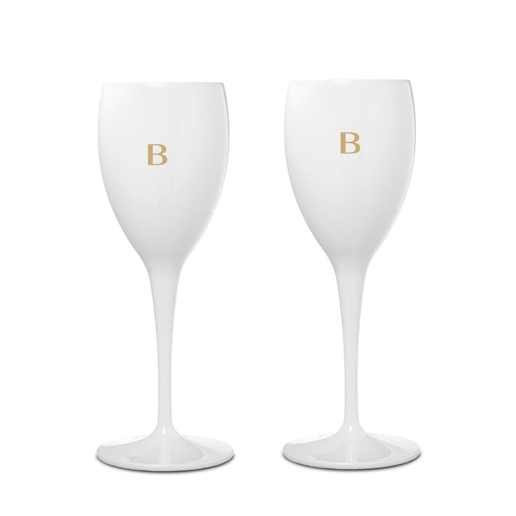 Bottega White Acrylic Wine Glasses styled elegantly beside a pool, reflecting the golden hue of summer 🌟