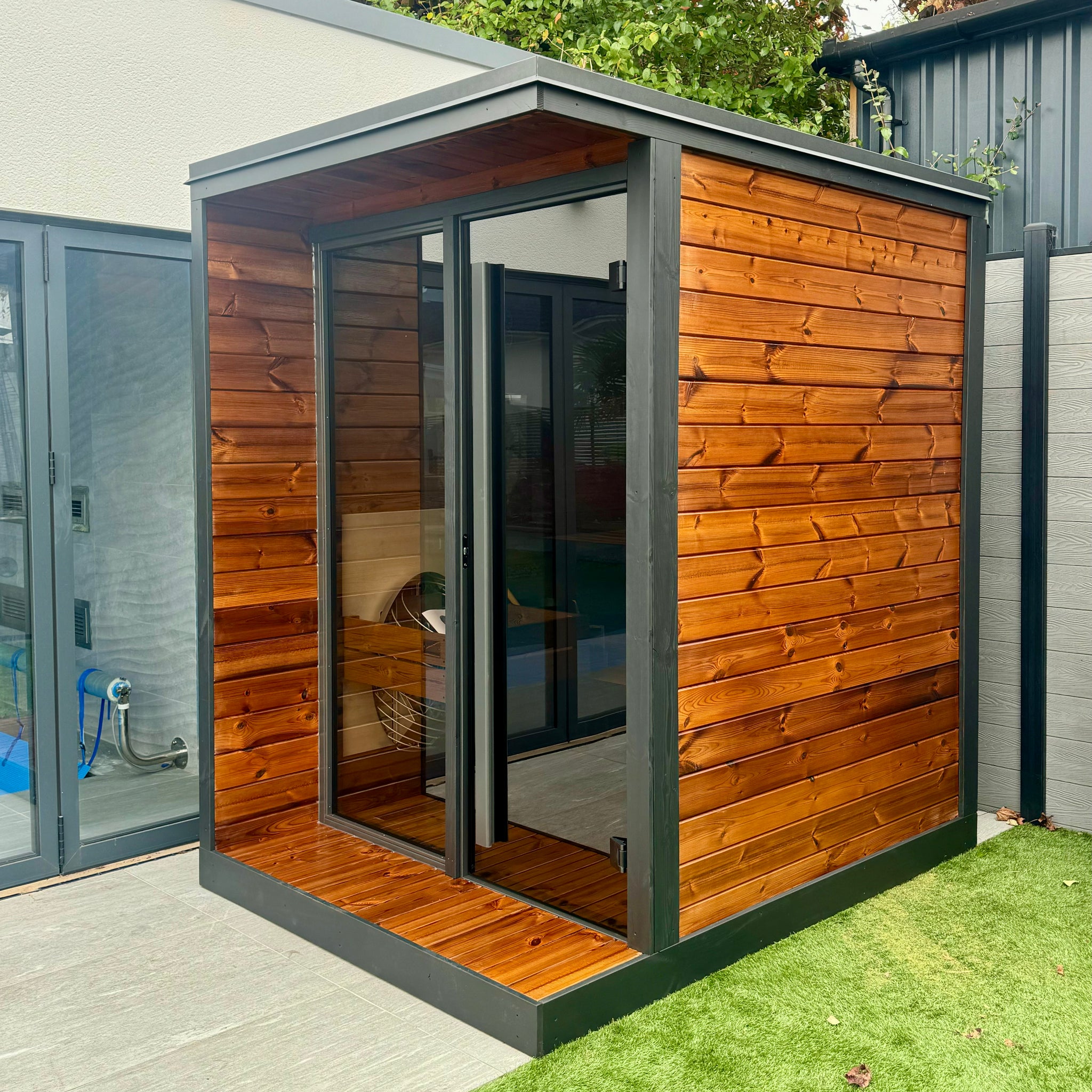 Kiki Outdoor Garden Sauna – Core | Compact Thermowood Sauna by Kiki Outdoor Garden Sauna – Core | Compact Thermowood Sauna by