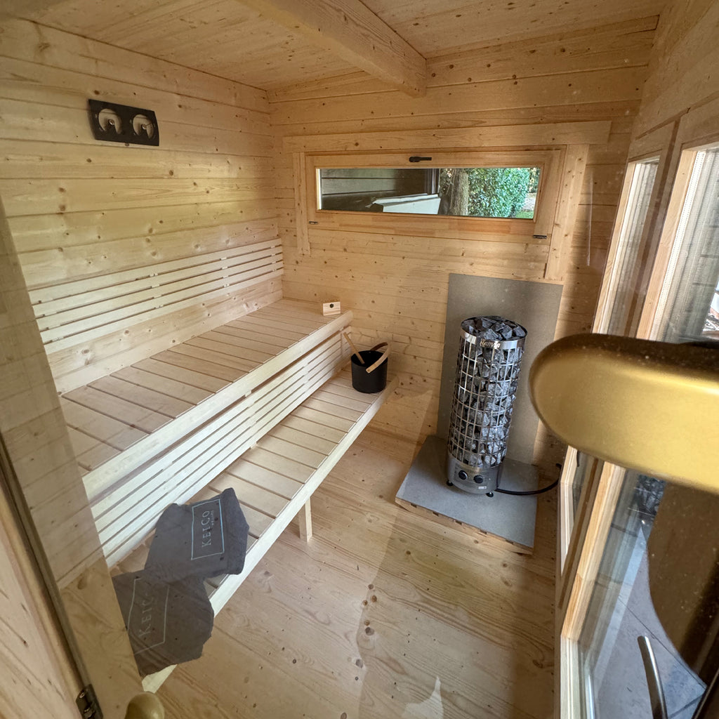 KeiCo Garden Spa Luxe Retreat - Spruce-Walled Outdoor Spa with Sauna and Open Hot Tub Area