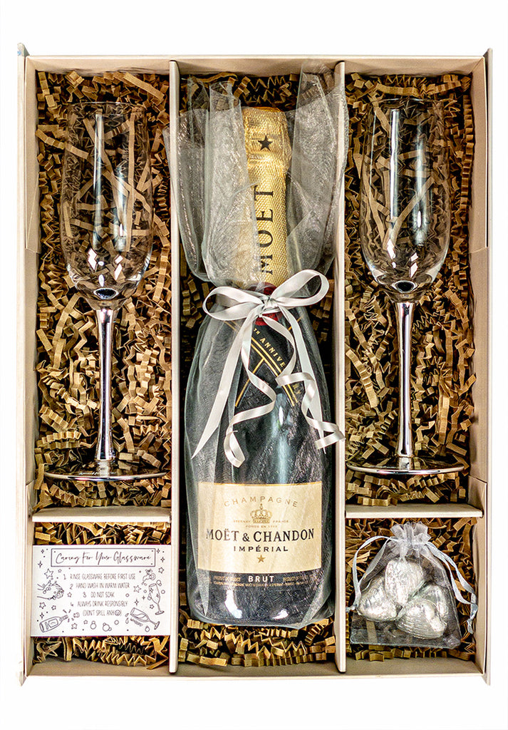 Moet & Chandon 75cl Silver Edition Gift Set - The Keico