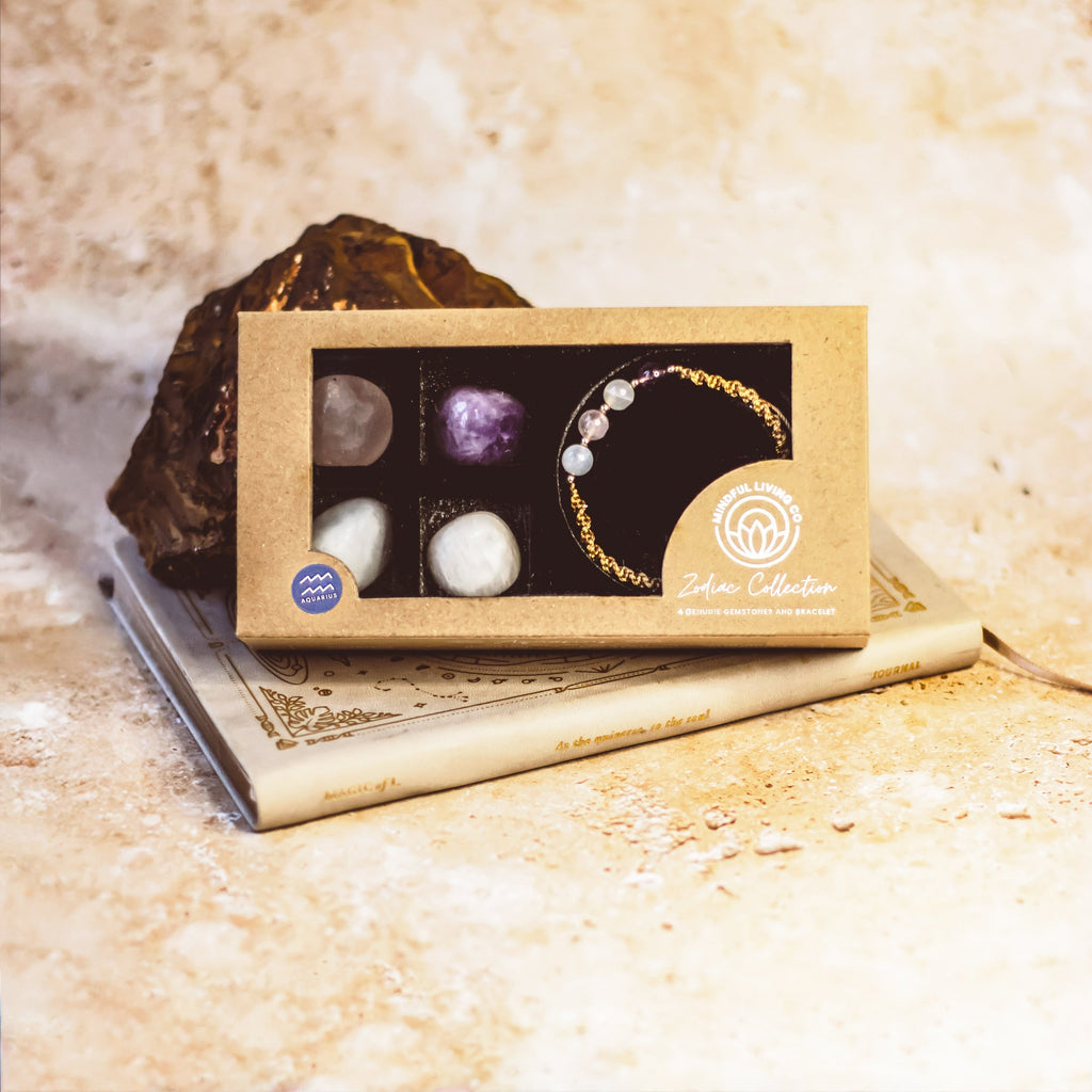 KeiCo Soul Seeker box for Aquarius with astrological insert