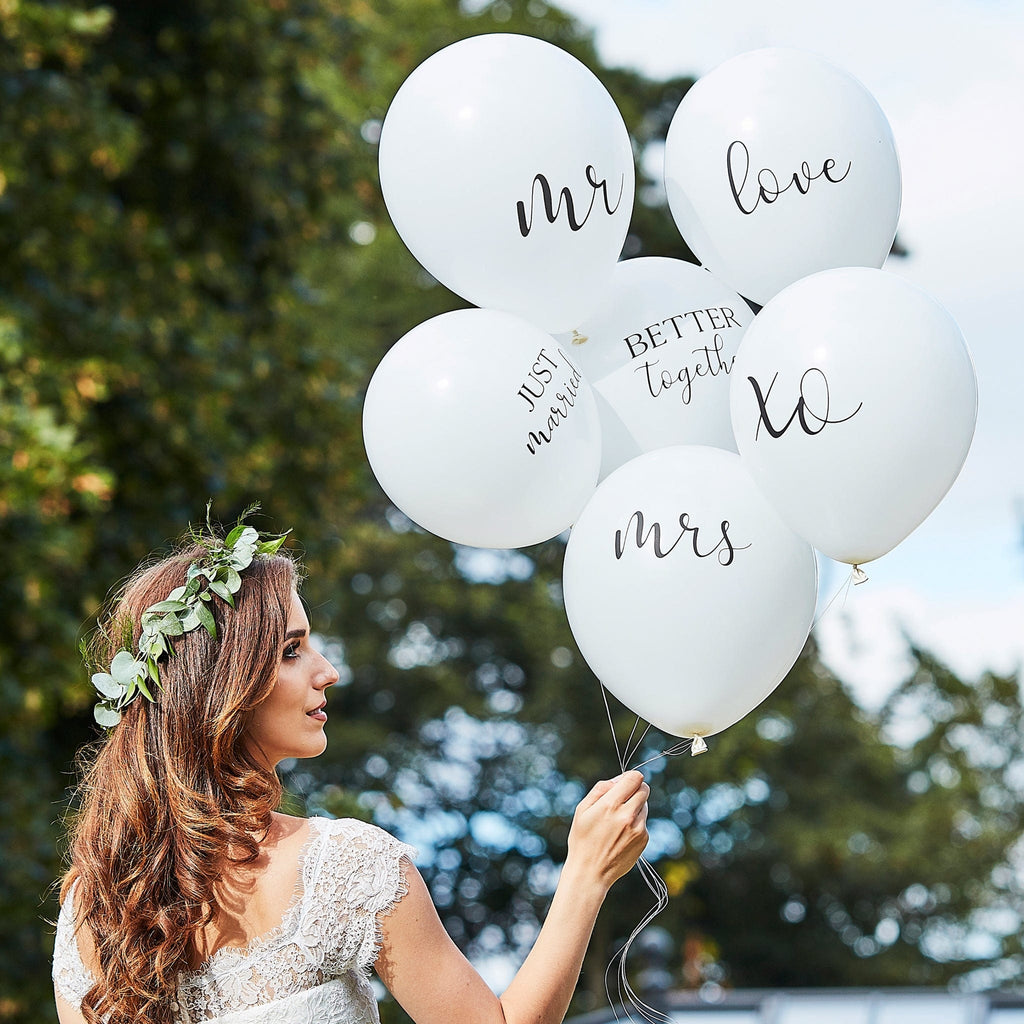 White Wedding Balloon Bundle | Wedding Decorations | The KeiCo