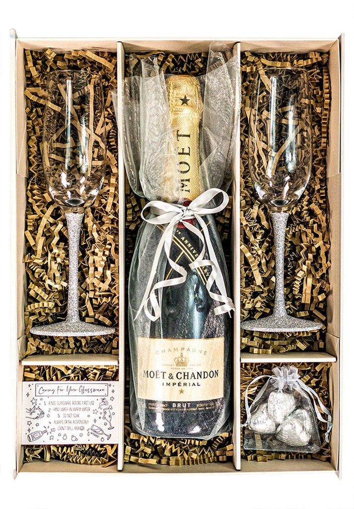 Moet & Chandon 75cl Silver Edition Gift Set - The Keico