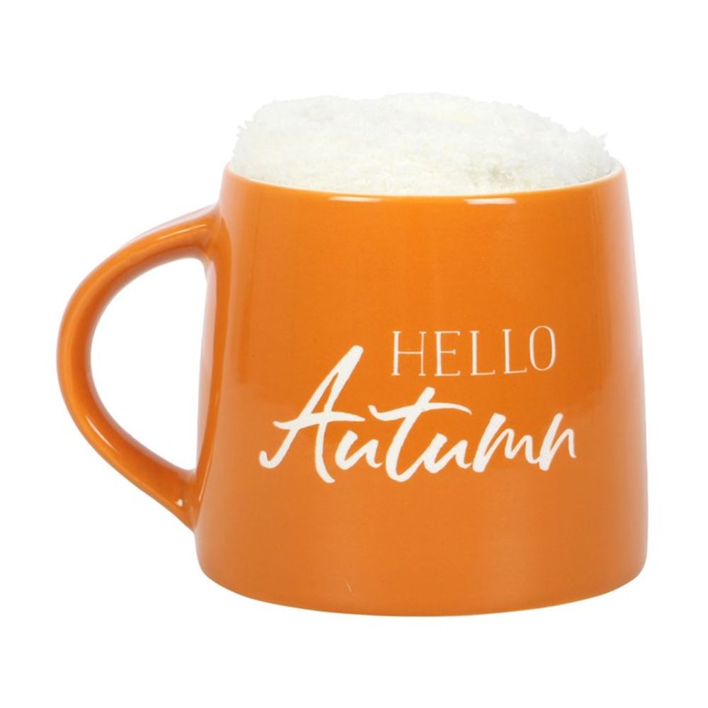 Close-up of the 'Hello Autumn' text on the mug, symbolising the season's warmth and charm.